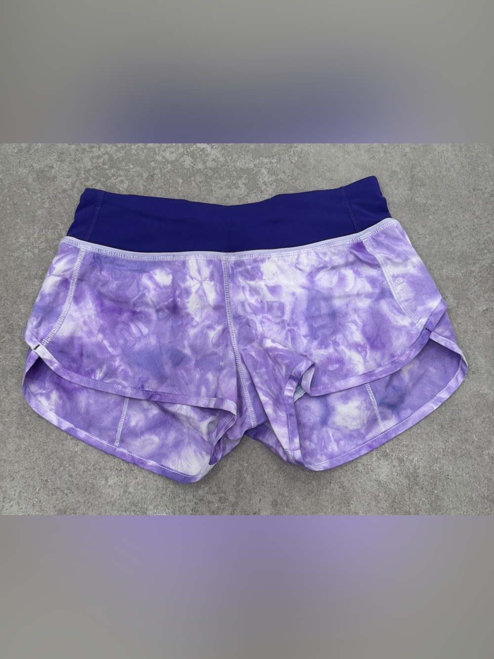 Lululemon Purple Tie-Dye hotty hots
